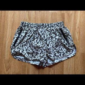 Medium Forever 21 black and white print athletic shorts.